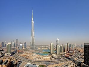burj_khalifa_dubai_united_arab_emirates_luxury_building